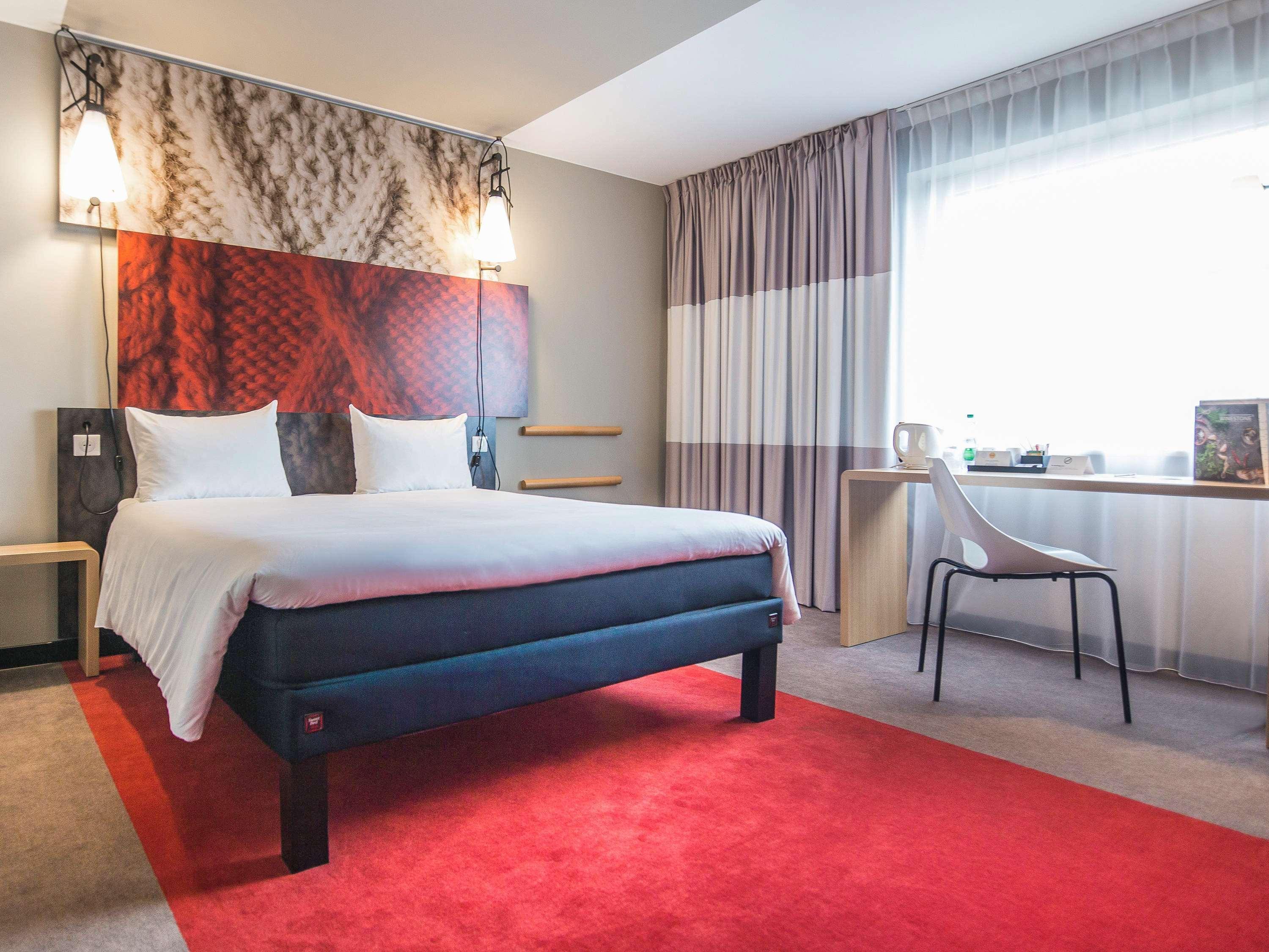 Ibis London Stratford Hotel Bagian luar foto