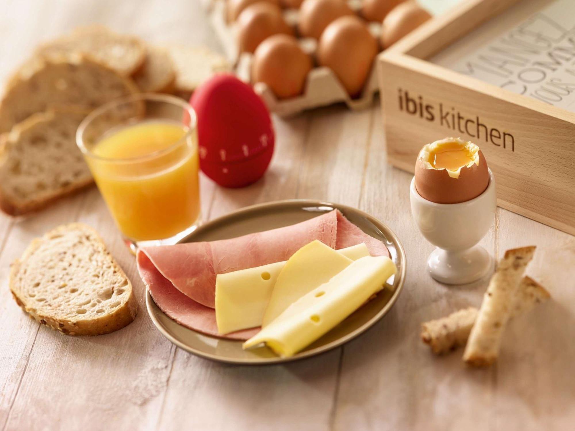 Ibis London Stratford Hotel Bagian luar foto