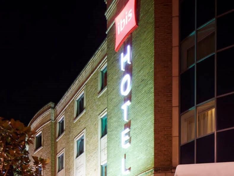 Ibis London Stratford Hotel Bagian luar foto